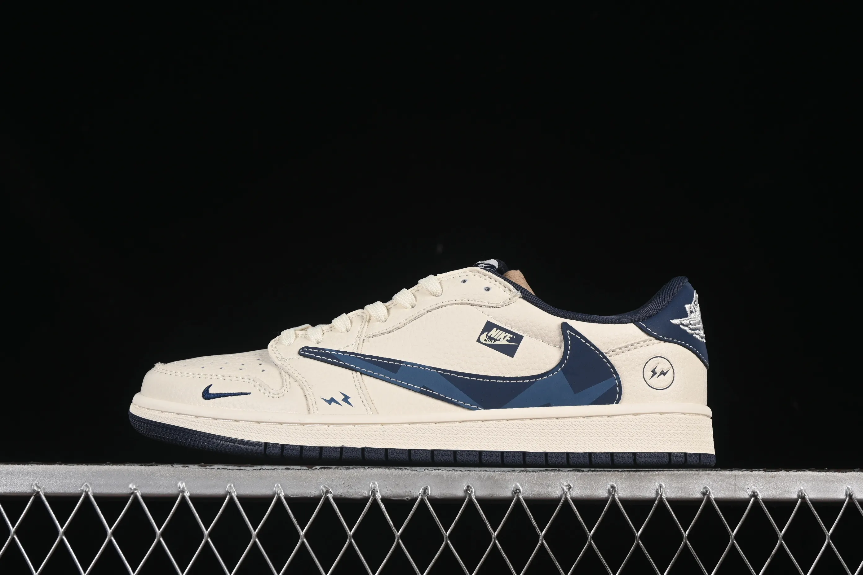 All categories Air Jordan Jordan series basketball shoes Air Jordan 1 Low High-end customized low-top sneakers Travis Scott x Fragment Design x Air Jordan 1 Low OG SP AJ1 Lightning joint Lightning blue hook Low-top cultural casual sneakers LD2025-022